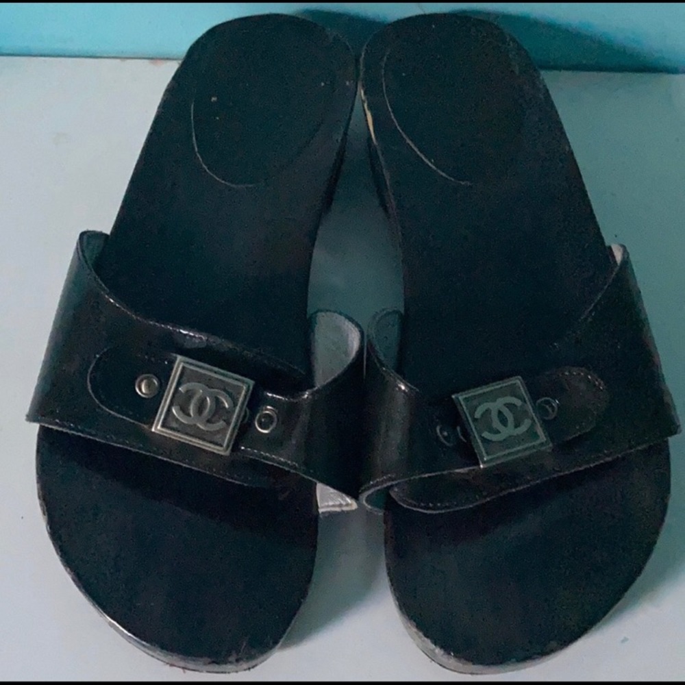 Chanel‎ gorgeous vintage adjustable buckle slides sandals